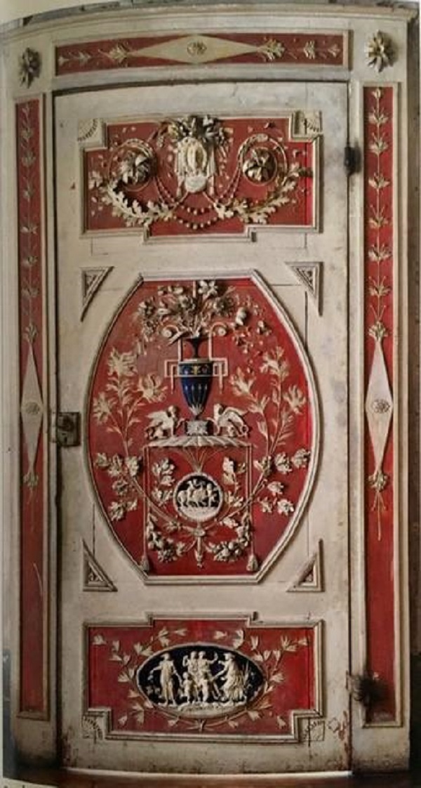 porta-sala-tre-finestre-1780-castello-masino-caravino