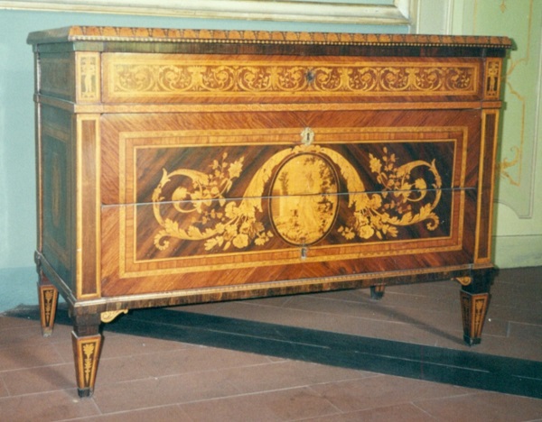cassettone-lombardo-neoclassico-fine-xviii-secolo