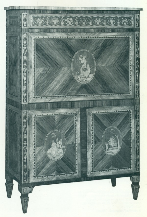 Figura 11. Bottega lombarda, secretaire neoclassico intarsiato, archivio Semenzato, pubblicato in AAVV, Arredi del Settecento, Artioli, Modena 2003, p. 258 con un'attribuzione all'ebanista cremonese Giovanni Maffezzoli.