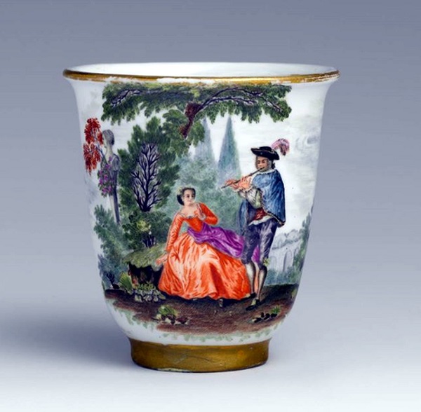 christian-daniel-busch-tazza-da-cioccolata-porcellana-kaiserliche-privilegierte-porzellanmanufaktur-1746