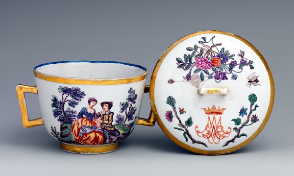 carl-wendelin-anreiter-tazza-porcellana-du-paquier-1730-met-new-york