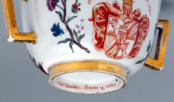 carl-wendelin-anreiter-tazza-porcellana-du-paquier-1730-met-new-york