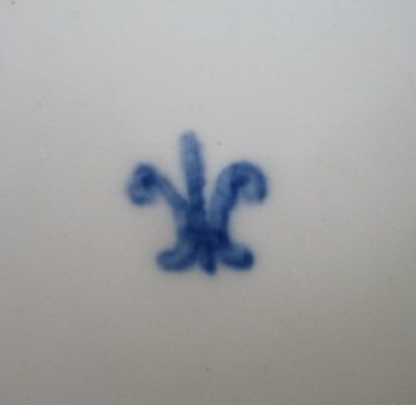 marchio-fiordaliso-blu-capodimonte-metà-xviii-secolo