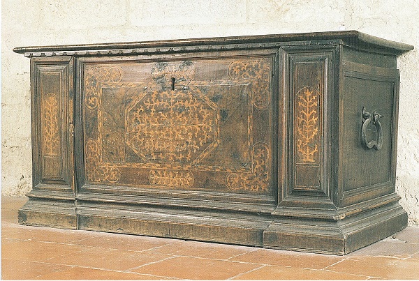 cassa-intarsiata-veneto-xvii-secolo-gubbio-palazzo-dei-consoli