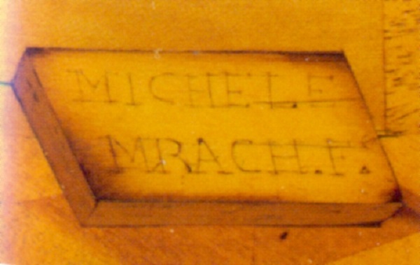 michele-mrach-cassettone-neoclassico-intarsiato-faenza