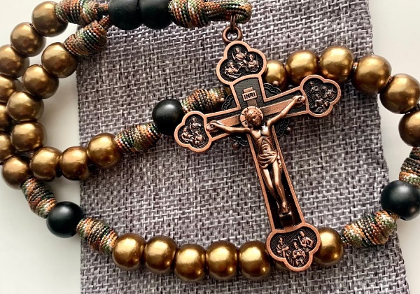 crocifisso-rosario-anglicano-cina-xxi-secolo